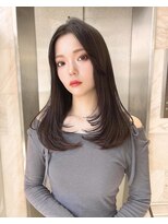 リリー(Lilley)&nbsp;【lilley 稲永麻衣】レイヤーカット+ダブルカラー+韓国ヘア