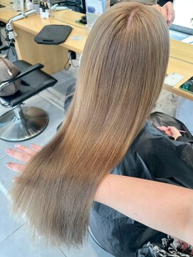 ガリカ 横浜(Gallica) ハイトーン×ナチュラルグラデーションベージュカラー