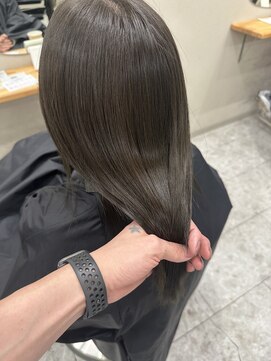 シカ 神戸三宮元町店(Cica) オリーブベージュ　透明感カラー　髪質改善　三ノ宮