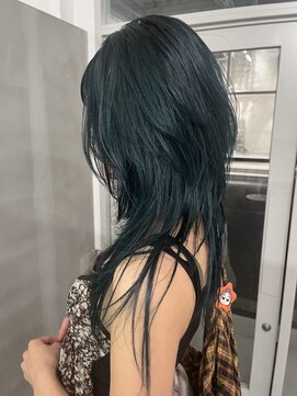 カシェ ホリエ(CACHE HORIE) ロングウルフ / ウルフカット / ターコイズカラー / 小田