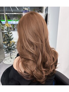 アルドーレヴェントホリエ(Ardore vento horie) ブリーチなしで作るベージュ×バタフライレイヤー♪10代20代30代