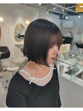 ローウェ 京都四条河原町(Louwe) 透け感グレージュ