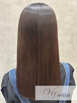 ヴィフアヴェダ(Vif AVEDA)の写真/ゆったりとリラックスできる空間で、あなたのなりたいを叶えます。周りを気にせず、贅沢なサロンタイムを♪