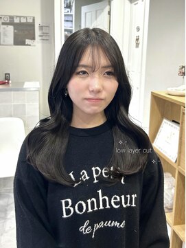 ネオリーブウリ 二子玉川店(Neolive uri) ミディアムヘア暗めカラーデザインカラーフェイスフレーミング