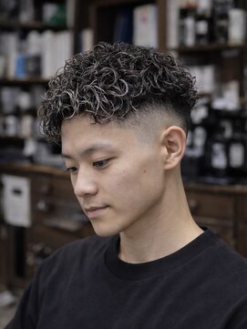 メンズグルーミングナンバーナイン(MEN'S GROOMING NUMBER NINE) 姫路フェードカット/姫路バーバー/【早田隼哉】