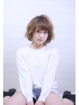 アッシュヘアー エアリーボブ