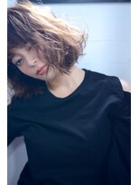 ネルバイグリーン(Nelle by green) whip edge curl Bob３