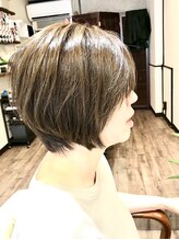 ヘアーアンドビューティー ロカヒ(HAIR&BEAUTY LoKaHi) シンプルボブ