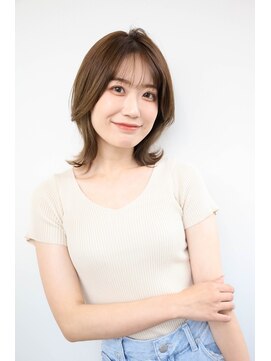 シータ 成増(THETA) 外ハネミディアム【成増/髪質改善】