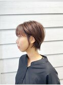 ふわっと空気感のある耳掛けショートヘア(金子涼)