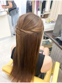 ストレートハーフアップ