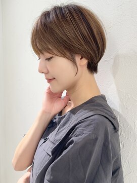 アンド ストーリーズ(&STORIES) ショートボブ髪型30代40代50代前髪あり前髪なし面長丸顔【倉田】