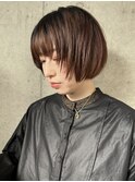 前髪ありツヤ髪小顔耳かけショートボブヘア
