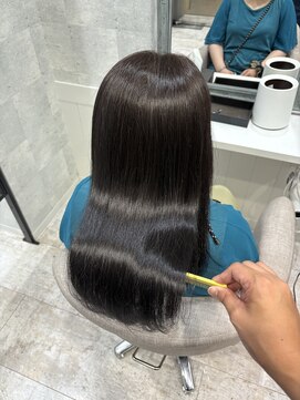 イーズ バイ インス(Yeeee.s by INCE) 白髪ぼかし/脱白髪染め/脱白髪染めハイライト/透明感