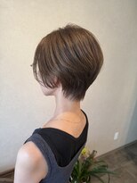 タプ(tapu)&nbsp;前下がりショートスタイル