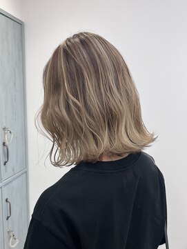 ロテ(LOTE.) ハイライト/ハッシュカット/クラゲヘアー/黒髪カタログ/一宮