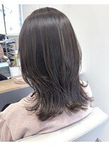 シェリエ(Chal Lier)&nbsp;くびれレイヤーヘア×オリーブグレージュ