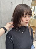 ピンクグレージュひし形レイヤーボブクラゲカット顔周りレイヤー