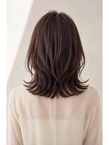 ベルス(bellus)&nbsp;顔まわりレイヤー×ココアベージュ　20代　30代　40代