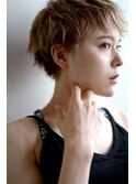 High tone×刈り上げショート