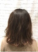 ストレートとカールが共存したくびれミディアム