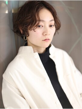 ヨハ ク 外国人風パーマ