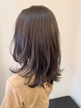 ラドンナ(LA.DONNA) ミディアムレイヤー×グレージュ