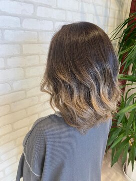 ビス ヘア アンド ビューティー 西新井店(Vis Hair＆Beauty) グラデーションカラー/バレイヤージュ/ケアブリーチ/ベージュ