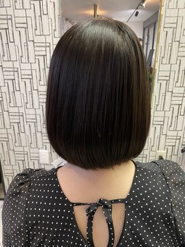 アローズ 久留米店(arose) 30代40代50代黒髪小顔マニッシュハンサムワンレンボブ