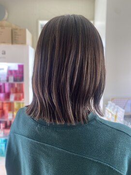 フラミンゴバイカーニバル 江古田(Flamingo by carnival) くびれボブ＆ハイライトカラー