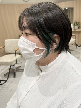 メロウ(mellow) イヤリングカラー×エメラルドグリーン