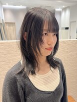 シュク 高円寺(SYUK)&nbsp;kanna【高円寺中野】ウルフヘア/顔周りレイヤー/オリーブグレー