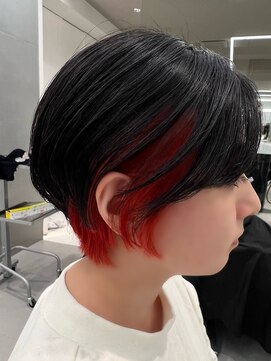 アールプラスヘアサロン(ar+ hair salon) ビビットレッド×くびれショート