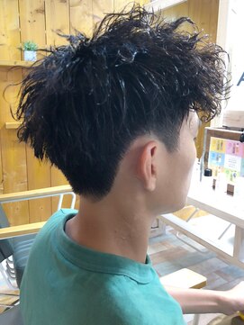 デイズ(DAYS) 大人ツイスト/伏黒恵/髪型/メンズパーマ/ツーブロック