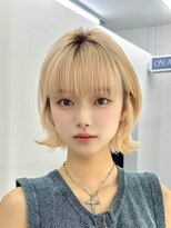 顔周りレイヤーカット小顔ボブルフ/ブリーチハイトーンカラー