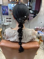 コージー(Kozy) ☆結婚式お呼ばれヘアアレンジ/編みおろし☆