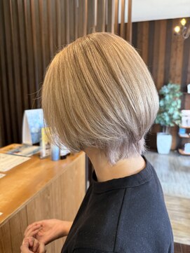 ブランシェ 小牧店(BRANCHE) ブリーチあり/ホワイトベージュカラー〔西尾〕