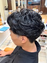 クオリス 上板橋店(QUALIS) ◎スパイラルラルフカール刈り上げで大人の色気