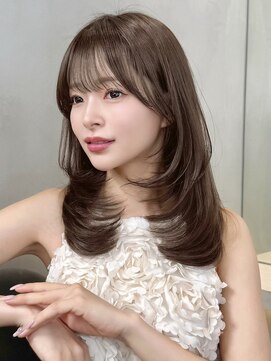 グロー 大宮(GLROW) 韓国ヘア ミディアムレイヤー オリーブグレージュ