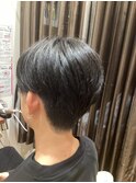 黒髪ハイライトカラービジネスメンズカット