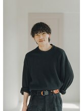 スラッシュホワイト テラッソ前店(SLASH white) 兵頭 裕