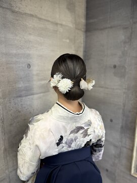 オクルス(OCULUS) タイトシニヨン