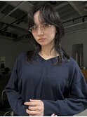 65. 黒髪ウルフ/顔まわりレイヤー/ミディアムウルフ