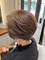 クリスタルマジック ポノポノ(ponopono)&nbsp;グレーヘア、ショートスタイル
