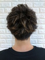 ジェイ エヌ バイ ネオリーブ(J/N by neolive)&nbsp;【Neolive east】ツーブロハイライト♪