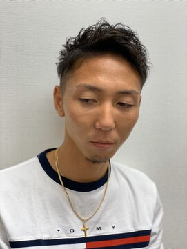 シエル(Ciel) 刈り上げモヒカンショート