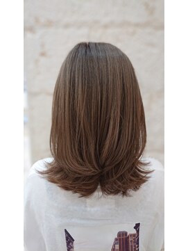 ティンク 横須賀中央(Tink) レイヤーボブ