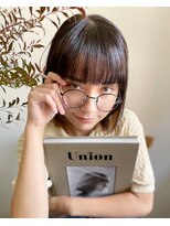 ルスカ(ruska)&nbsp;ぱっつん前髪とメガネ