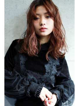 ラフィスヘアーリット 茨木2号店(La fith hair lit) 【La fith】 無造作ウェーブセミディスタイル