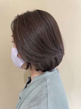 ゼンドットカラスマ(Zen.karasuma) 【オリーブアッシュ×伸ばしかけショート】